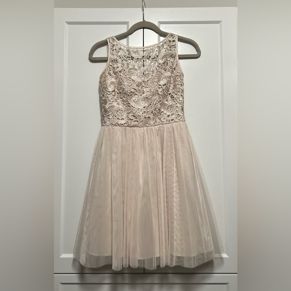 Aidan Mattox Size 0 Cream Dress